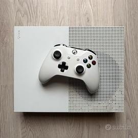 Xbox One S & Controller