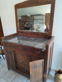 Comò per camera da letto con specchio