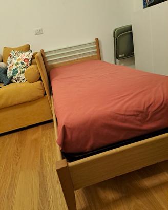 lettino singolo in legno roveve +materasso+comod