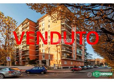 AMPIO BILOCALE ALL'ULTIMO PIANO CON POSSIBILITA' B