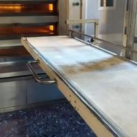 Infornatore a nastro per pane
