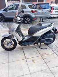 Beverly 350 sport touring