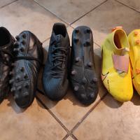 Tre scarpe da calcio ragazzo