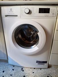 LAVATRICE ELECTROLUX