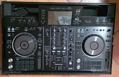 Consolle Pioneer XDJ RX2 + Flight case 