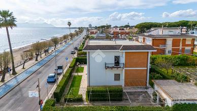 3 LOCALI A TERRACINA