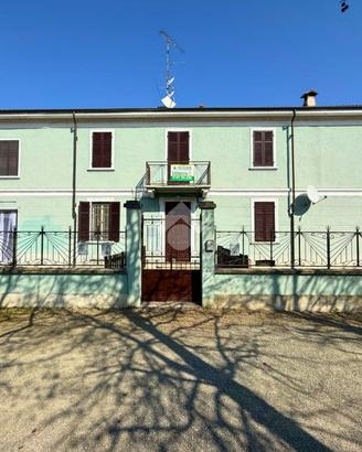 CASA SEMINDIPENDENTE A RONSECCO