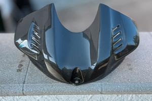 Copriserbatoio Carbonio Yamaha r6 >17