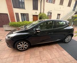 RENAULT Clio - 2019