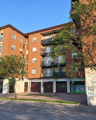4 LOCALI A BRESCIA