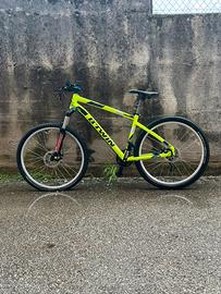 b-twin rockrider 530