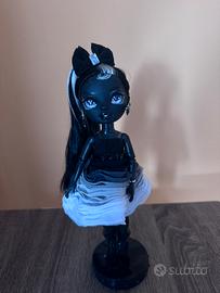 Bambola Rainbow High