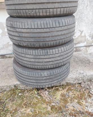 Gomme  suv  235/55 R18 100 H Falken Azenis Fk510