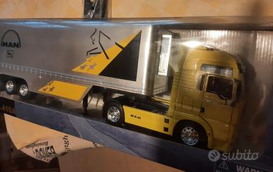 modellini di camion 1:32 nuovi sigillati 