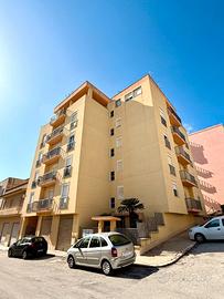 Luminoso 3 vani pronto da abitare