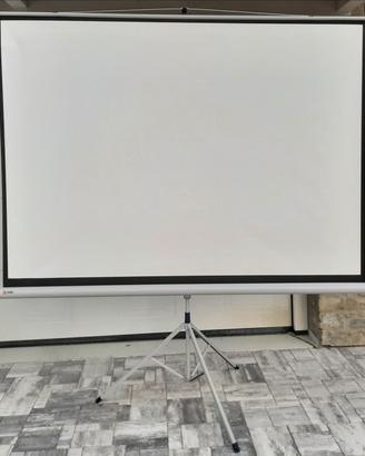 Telo per proiezione cm.200 × cm.151 con treppiede