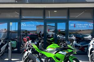Kawasaki Ninja 500 racing team