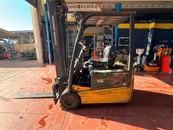 Carrello elevatore elettrico 1500kg Doosan