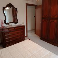 camera matrimoniale in noce classica