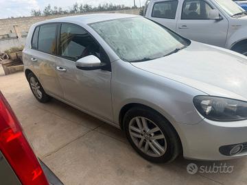 Volkswagen Golf 1.6 TDI DPF 5p. Highline