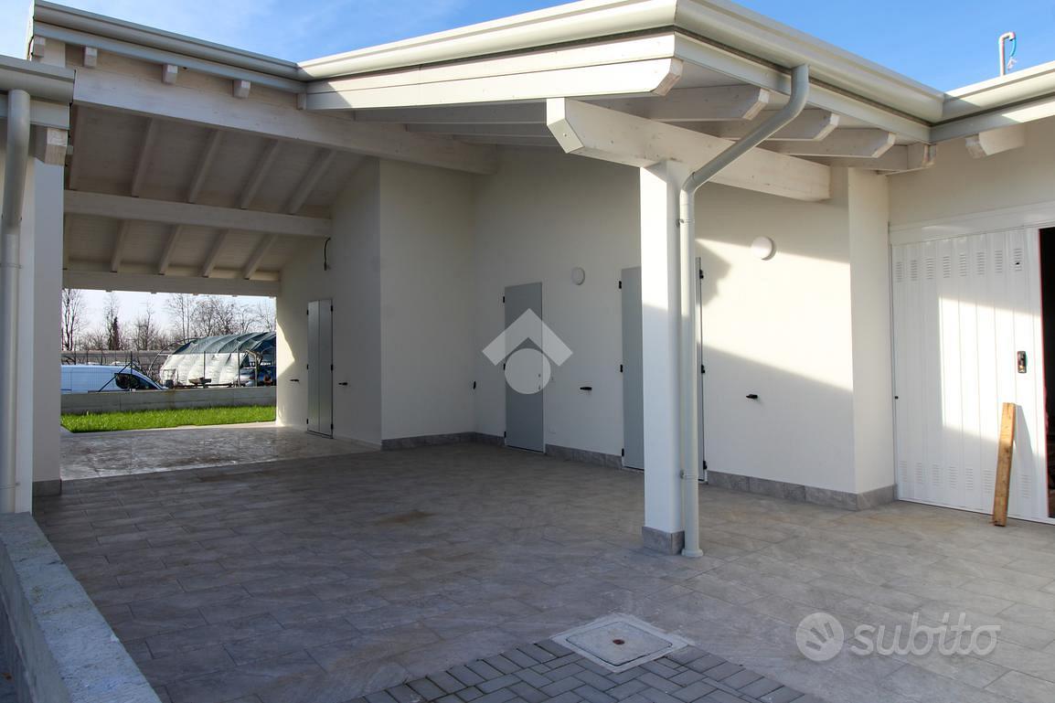 VILLA A SCHIERA A GHEDI - Vista 3