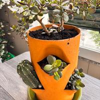 Fioriera fiorita+ sottovaso in ceramica