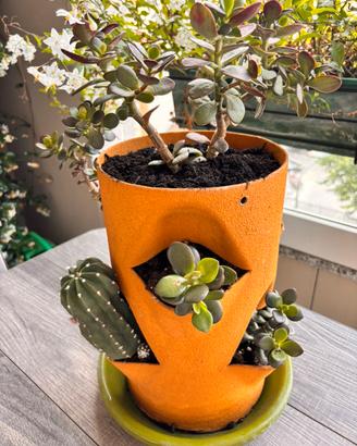 Fioriera fiorita+ sottovaso in ceramica