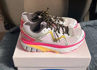 Scarpe MBT molto ammortizzate running 40,5 donna