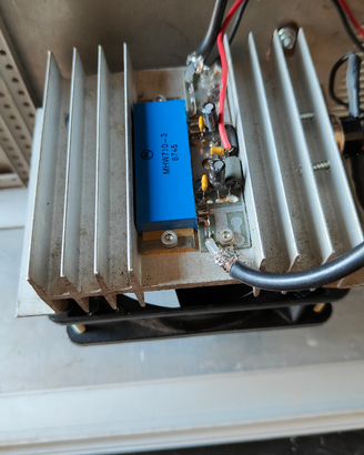 Amplificatore UHF