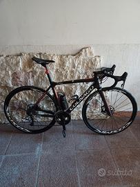 Bici da corsa Colnago V2R + scarpe dmt