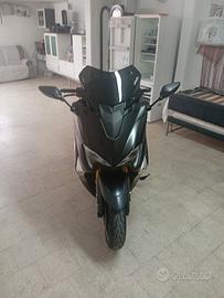 T MAX 530SX