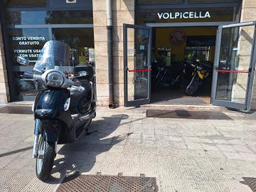 Aprilia Scarabeo 250 ie