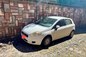 Grande Punto - fema per pezzi