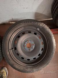 gomme estive 185 55 R15 82V good year