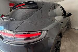 PORSCHE MACAN GTS