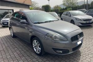FIAT Croma 1.9 Multijet Emotion