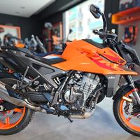 Ktm 990 duke anno 2024 nuova