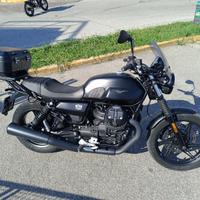 Moto Guzzi V7 Stone - 2023