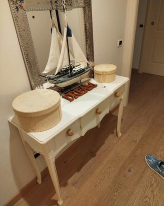 tavolino bianco shabby chic