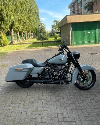 Harley Davidson Road king special