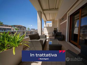 Attico / Mansarda di 73 m² con 4 locali e box auto