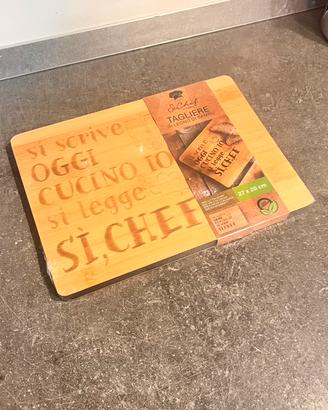 Tagliere in bambù con scritta