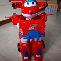 Super Wings Jett con robot trasformabile
