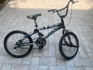 Bicicletta BMX