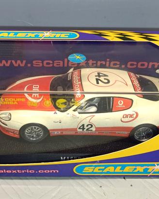 slot car 1: 32 scalextric Maserati gt