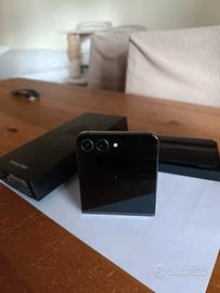 Samsung Galaxy Z Flip5 SM-F731B - 512GB - Graphite