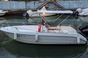 Barca Conero open fisherman