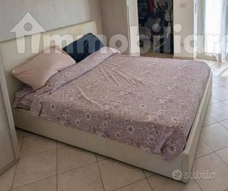 Letto matrimoniale contenitore