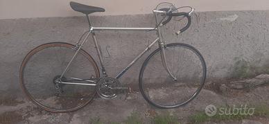 Bici da corsa vintage Motobecane 