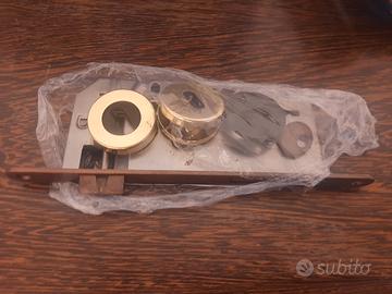 Serratura porta casa